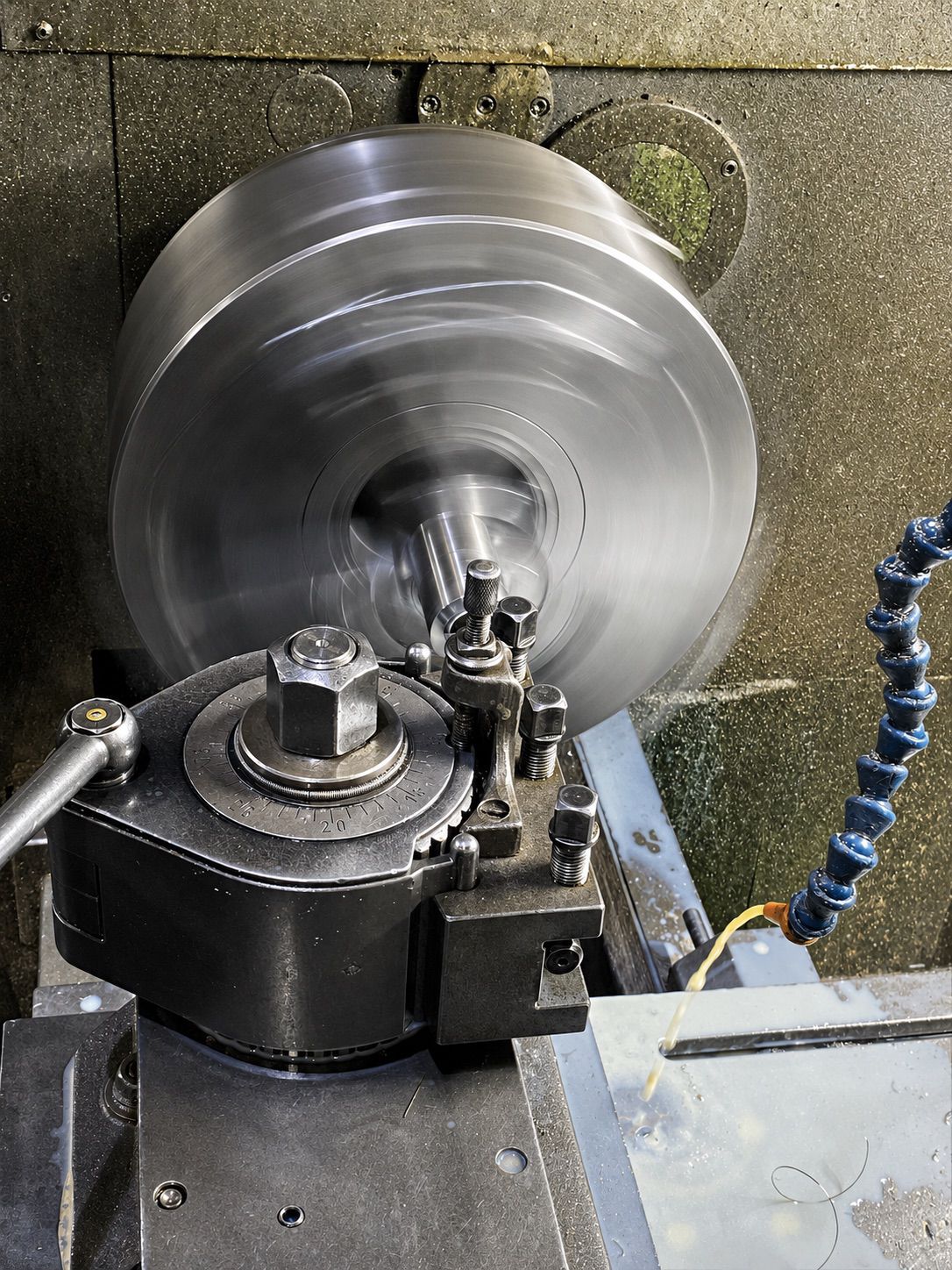 CNC Maschine bei GRM Feinwerktechnik